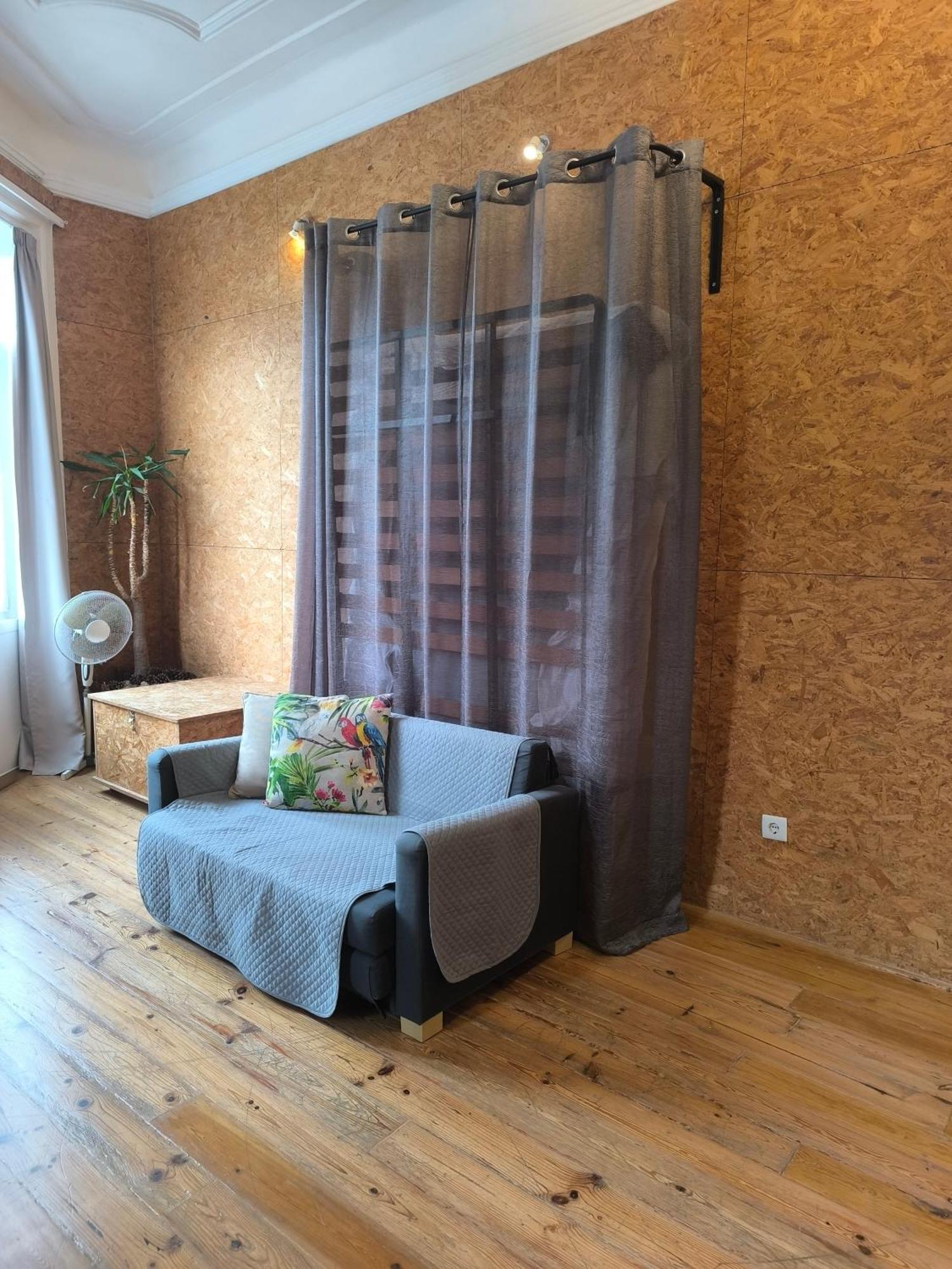 Train Apartment Aveiro